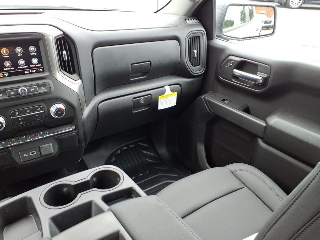 new 2026 GMC Sierra 1500 car, priced at $39,573