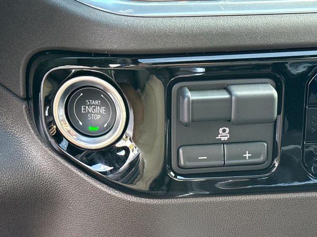 new 2026 GMC Sierra 2500 car, priced at $78,500