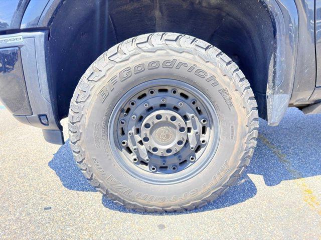 used 2024 GMC Sierra 2500 car, priced at $64,002