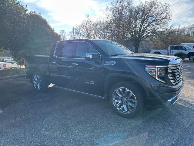 used 2022 GMC Sierra 1500 car, priced at $45,000