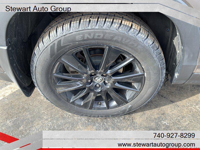 used 2019 Toyota Highlander car, priced at $21,999