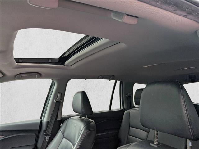 used 2021 Honda Pilot car, priced at $27,995