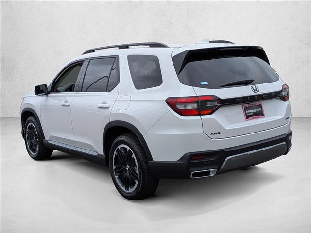new 2026 Honda Pilot car, priced at $54,245