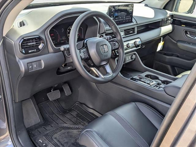 new 2025 Honda Pilot car, priced at $47,194