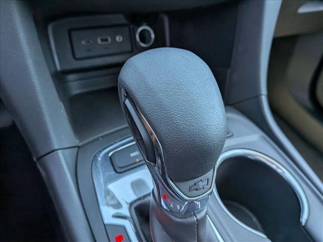 used 2024 Chevrolet Equinox car, priced at $20,682
