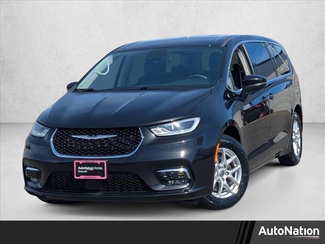 used 2023 Chrysler Pacifica car, priced at $22,441