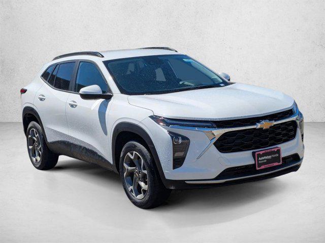 used 2025 Chevrolet Trax car, priced at $19,075