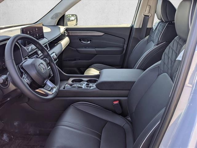 new 2026 Honda Pilot car, priced at $55,445