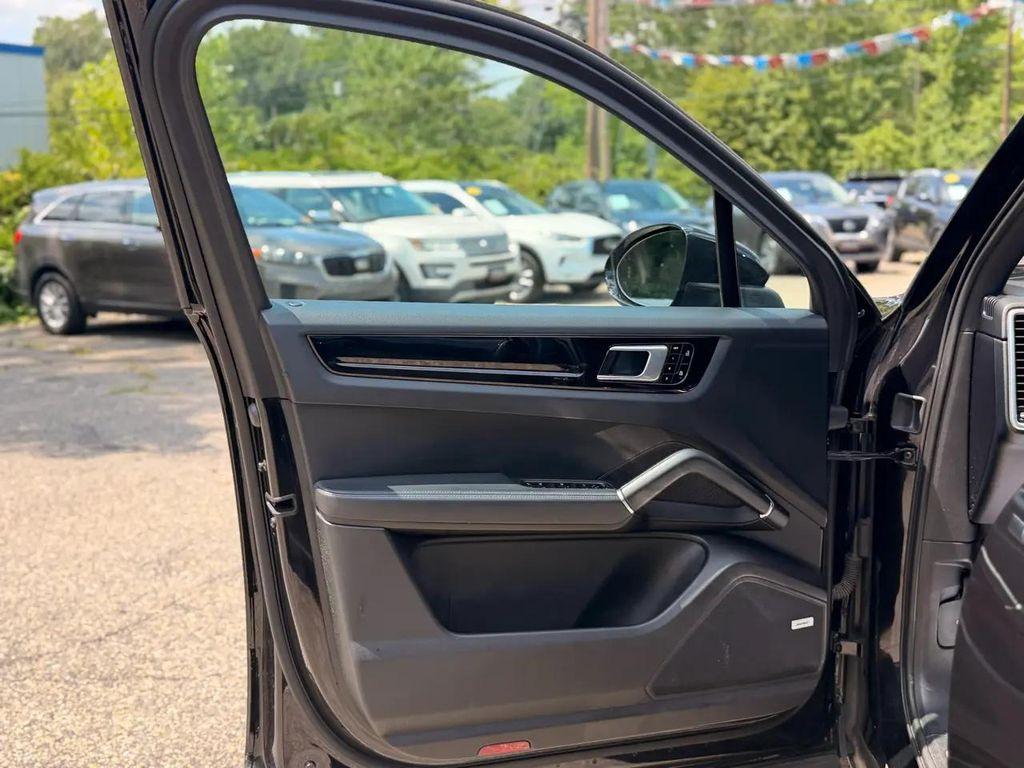 used 2019 Porsche Cayenne car, priced at $25,995