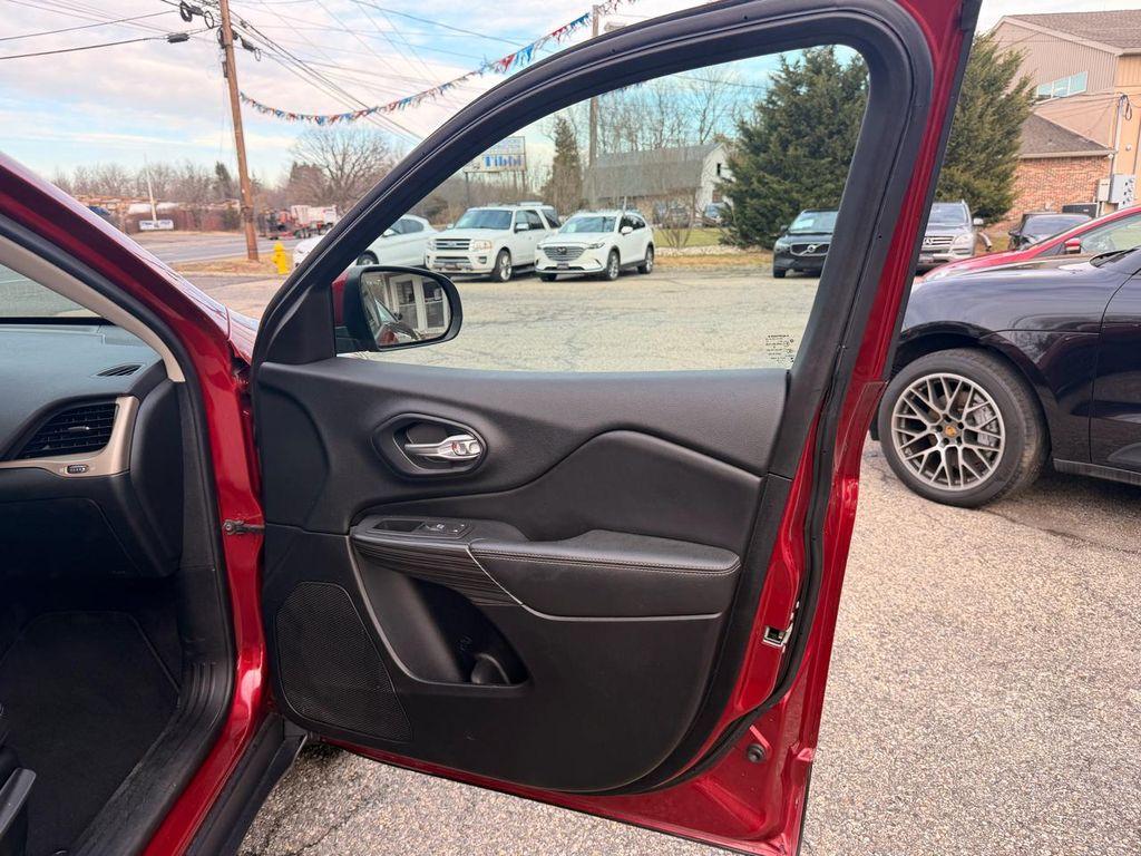 used 2016 Jeep Cherokee car, priced at $11,995