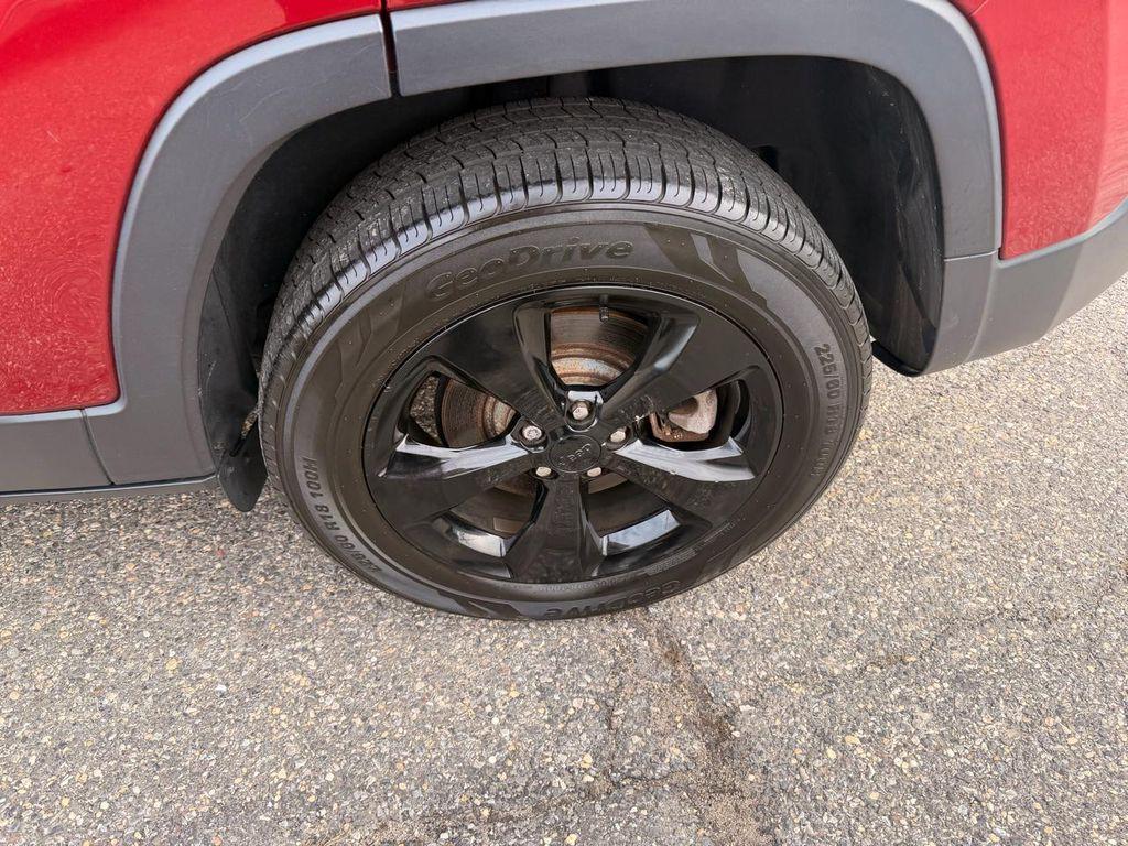 used 2016 Jeep Cherokee car, priced at $11,995