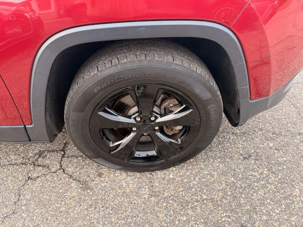 used 2016 Jeep Cherokee car, priced at $11,995