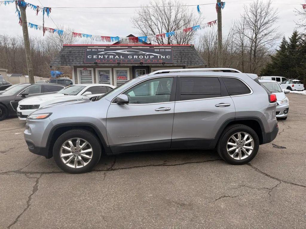 used 2014 Jeep Cherokee car, priced at $7,995