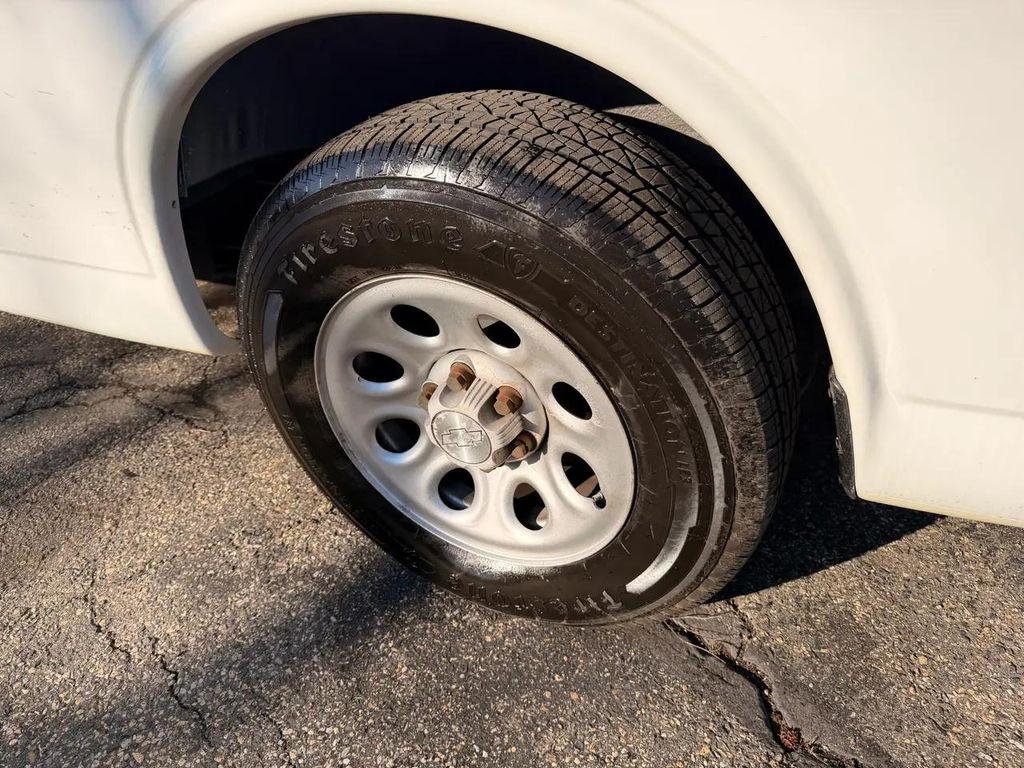 used 2009 Chevrolet Express 1500 car, priced at $9,995