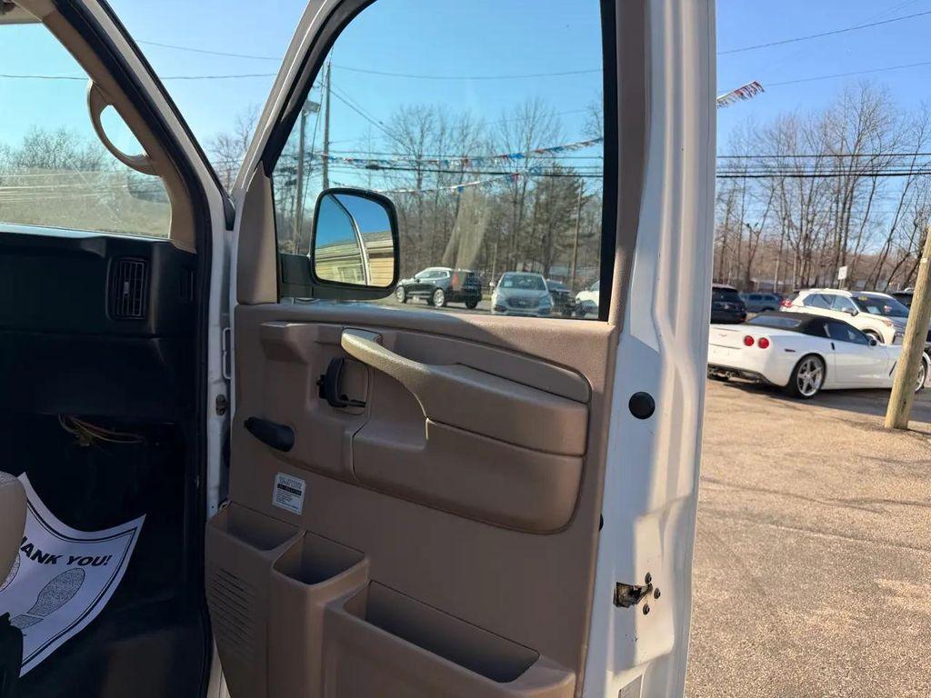 used 2009 Chevrolet Express 1500 car, priced at $9,995