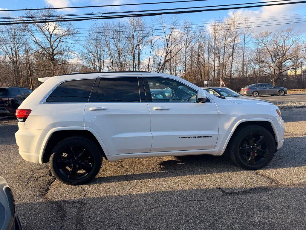 used 2015 Jeep Grand Cherokee car, priced at $9,995