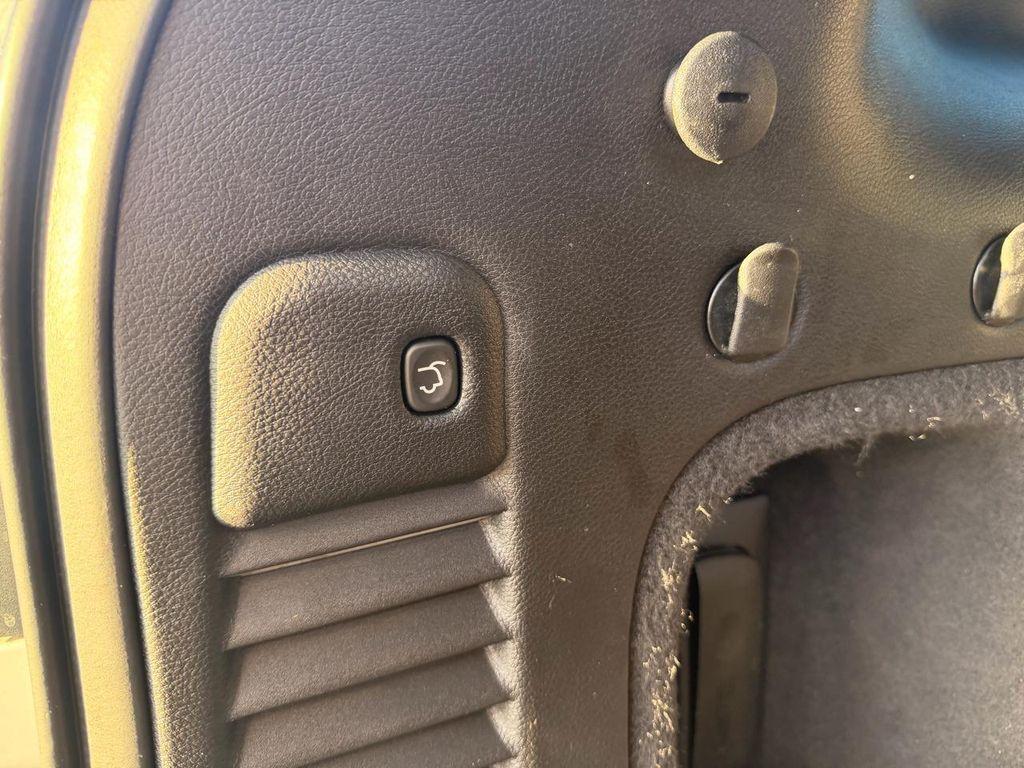 used 2015 Jeep Grand Cherokee car, priced at $9,995