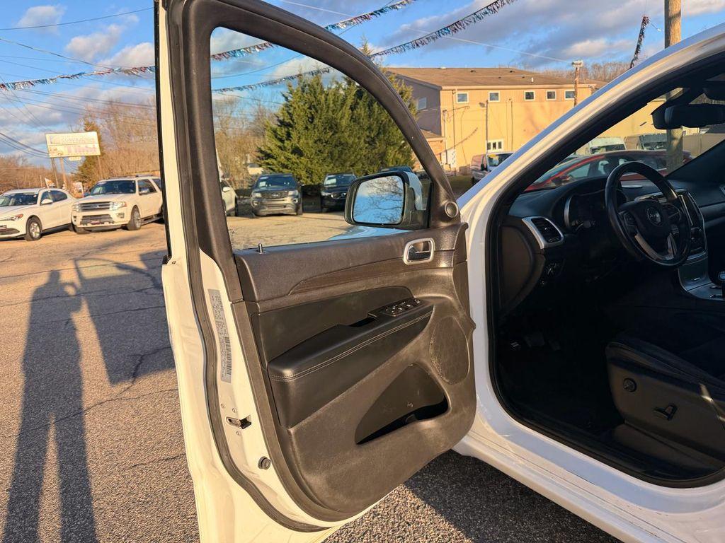 used 2015 Jeep Grand Cherokee car, priced at $9,995