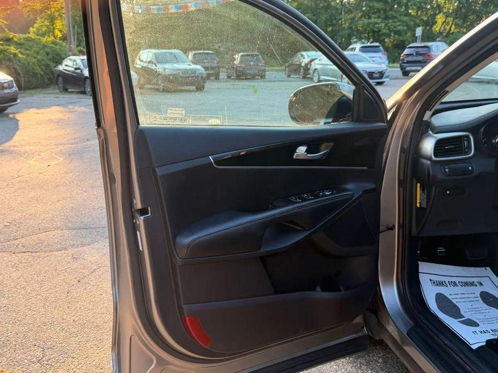 used 2018 Kia Sorento car, priced at $10,995