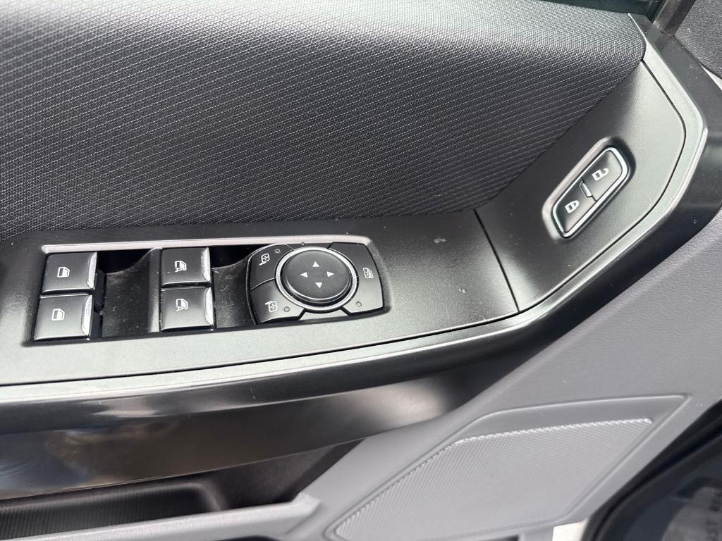 used 2022 Ford F-150 car, priced at $29,000
