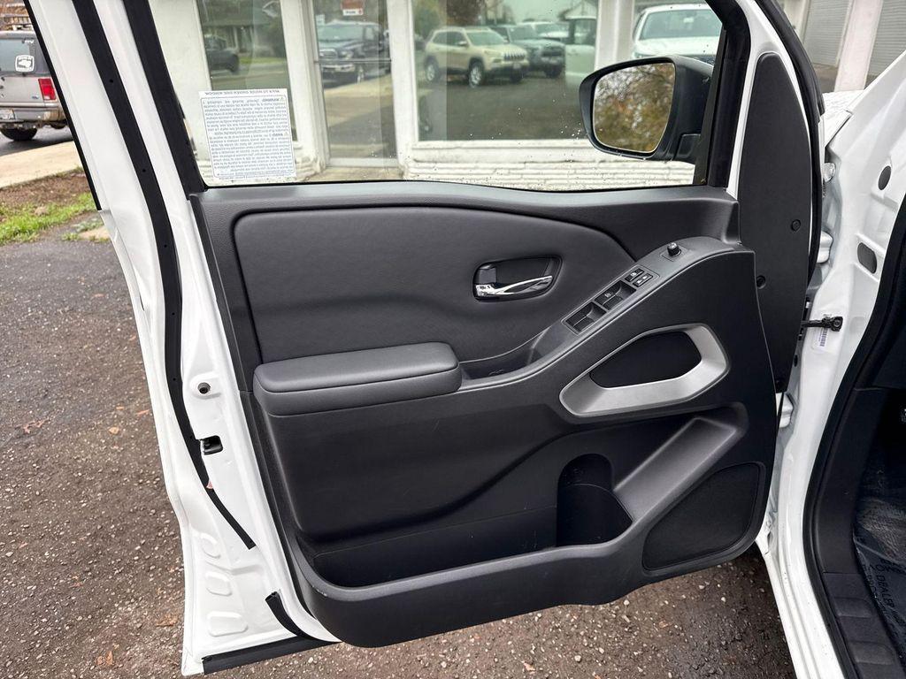 used 2023 Nissan Frontier car, priced at $28,000