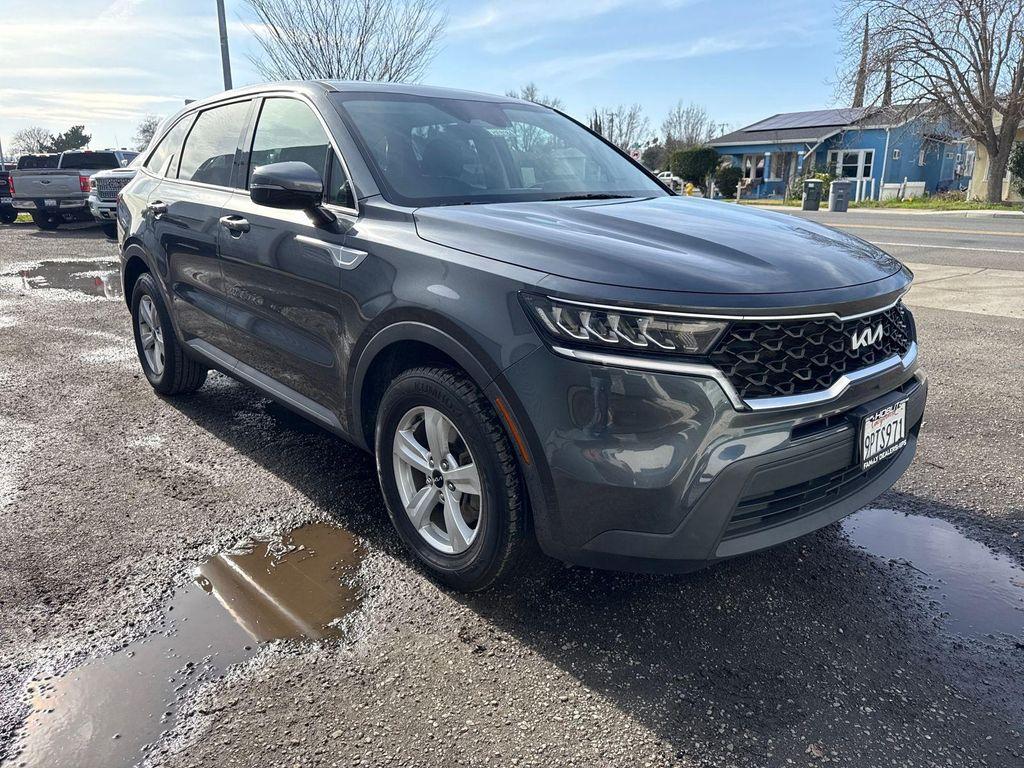 used 2023 Kia Sorento car, priced at $18,200