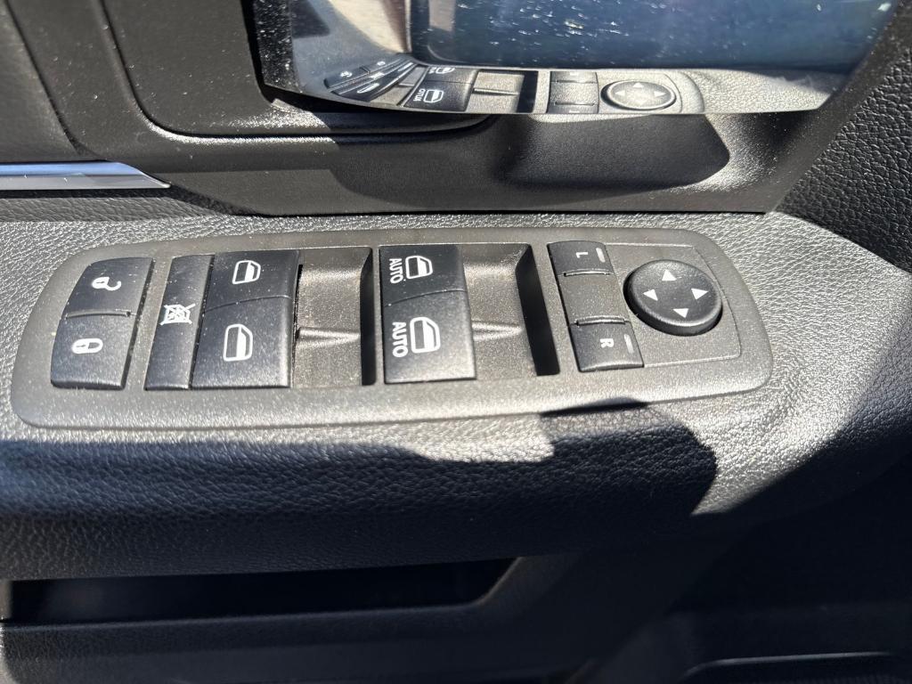 used 2022 Ram 1500 Classic car, priced at $21,900