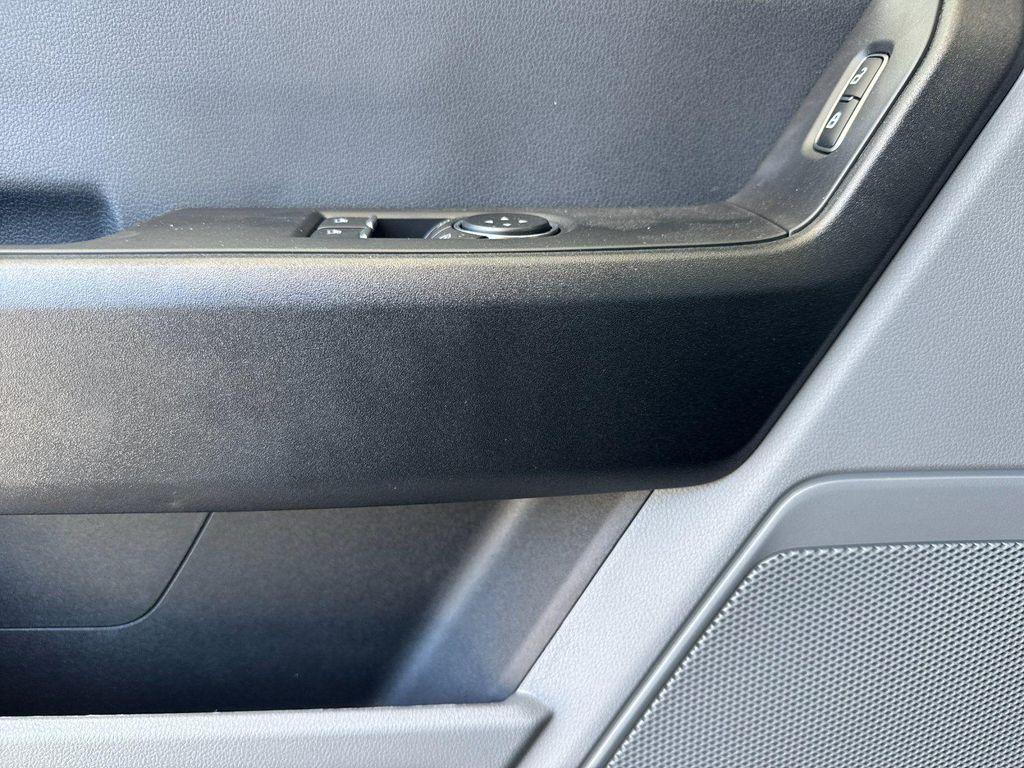 new 2025 Ford F-450 car, priced at $67,570