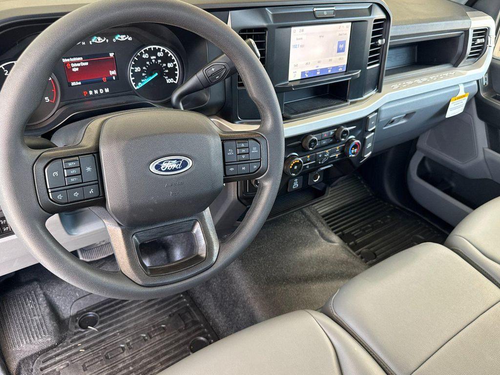 new 2025 Ford F-450 car, priced at $67,570