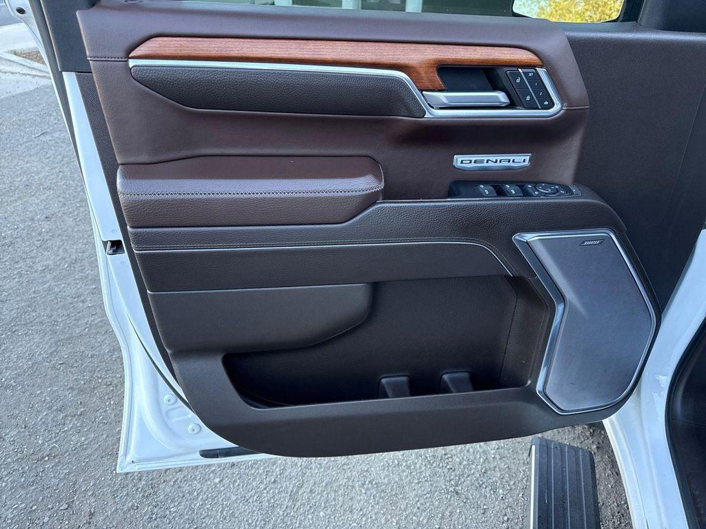 used 2023 GMC Sierra 1500 car, priced at $38,000