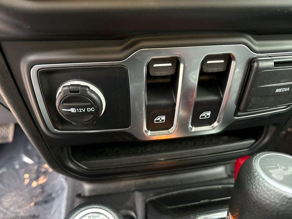 used 2022 Jeep Wrangler car, priced at $25,900