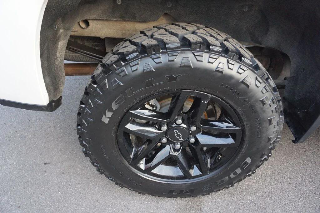 used 2020 Chevrolet Silverado 1500 car, priced at $28,998
