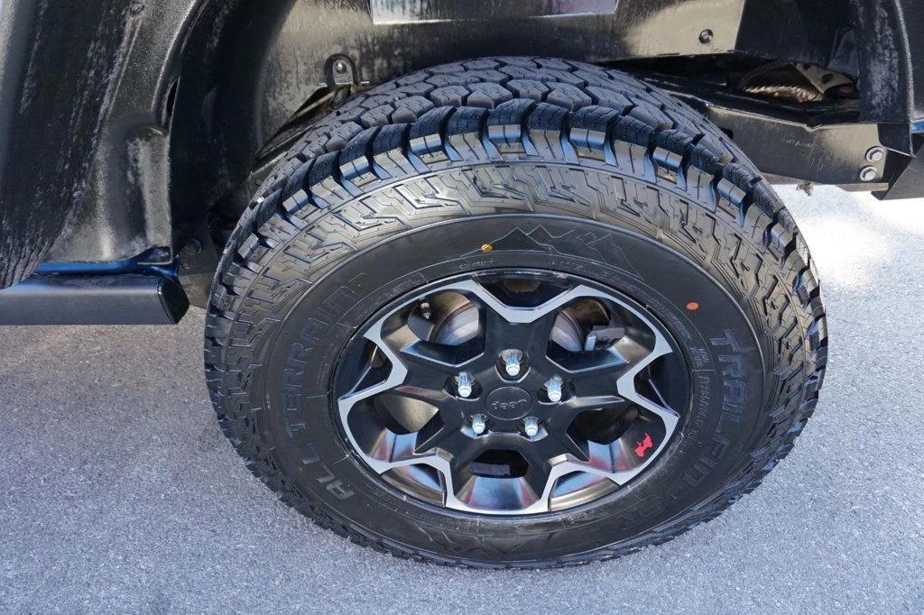 used 2009 Jeep Wrangler Unlimited car, priced at $15,998