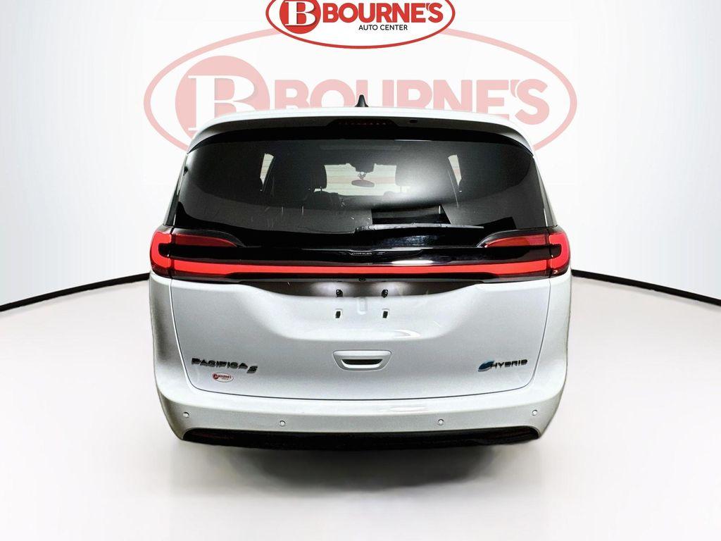 used 2023 Chrysler Pacifica Hybrid car, priced at $31,990