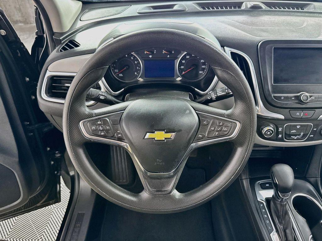 used 2024 Chevrolet Equinox car, priced at $21,990