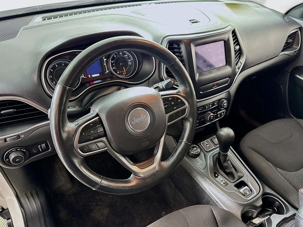 used 2019 Jeep Cherokee car, priced at $10,990