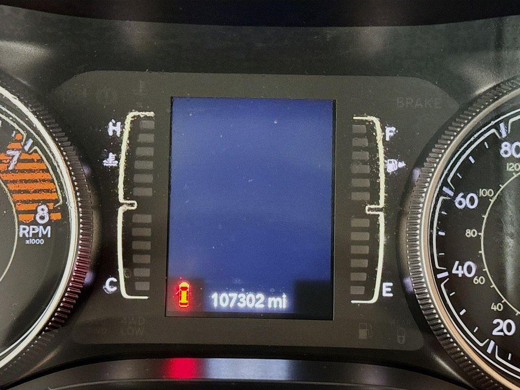 used 2019 Jeep Cherokee car, priced at $10,990