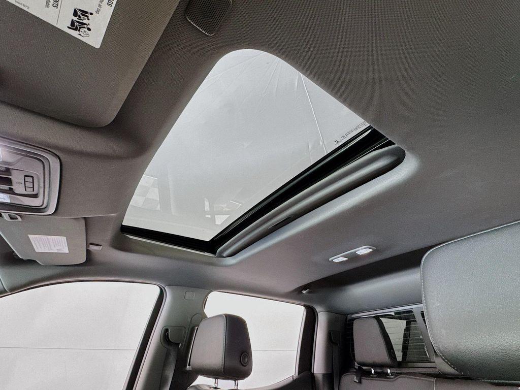 used 2021 GMC Sierra 1500 car, priced at $35,990