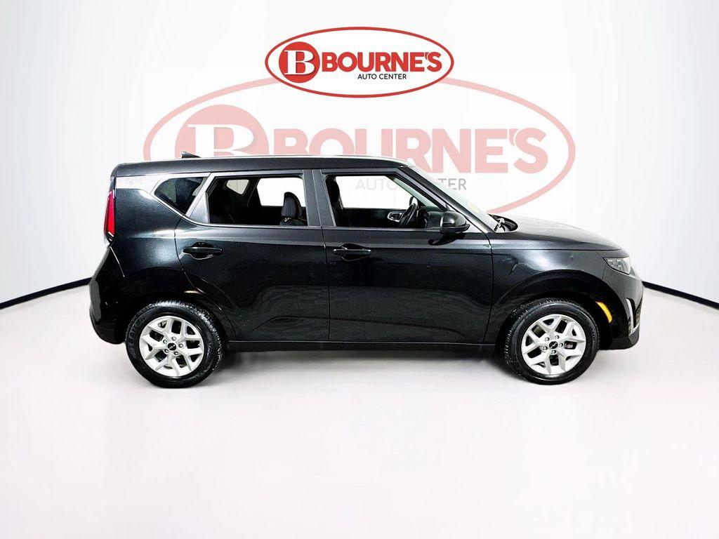 used 2024 Kia Soul car, priced at $15,790