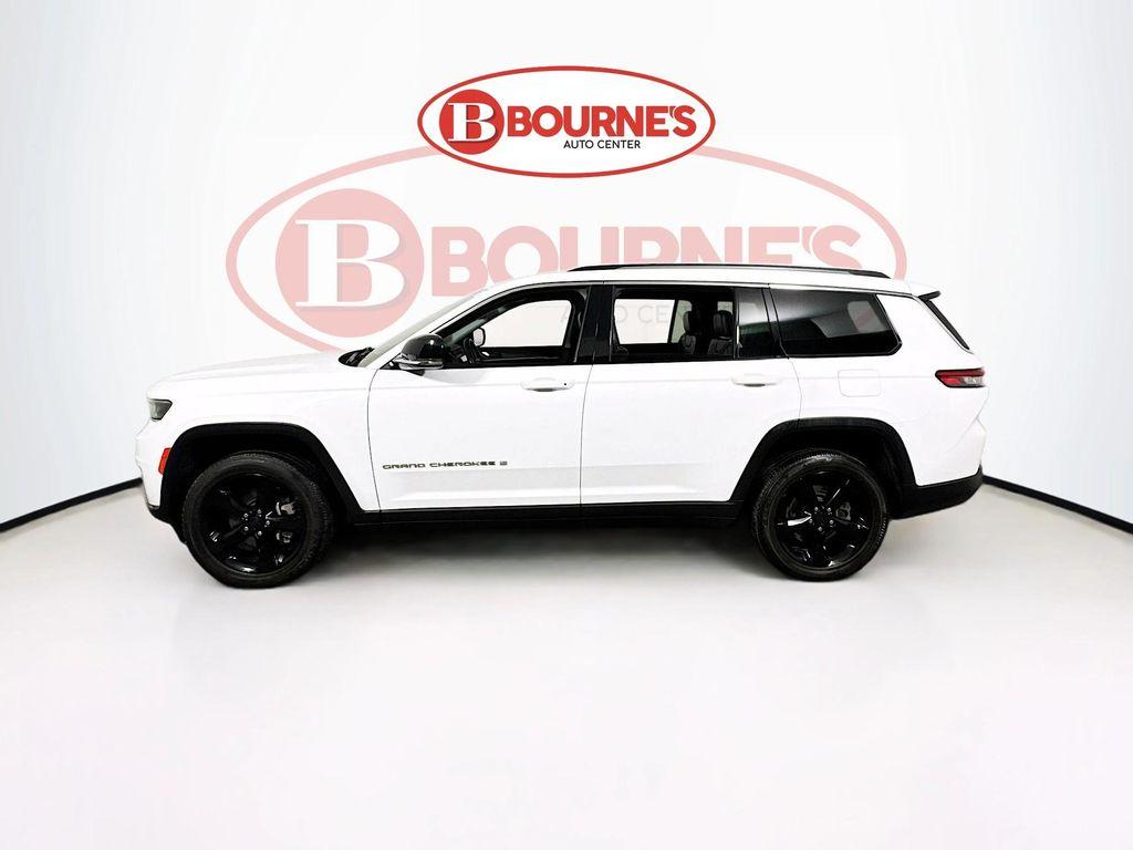 used 2022 Jeep Grand Cherokee L car, priced at $25,990