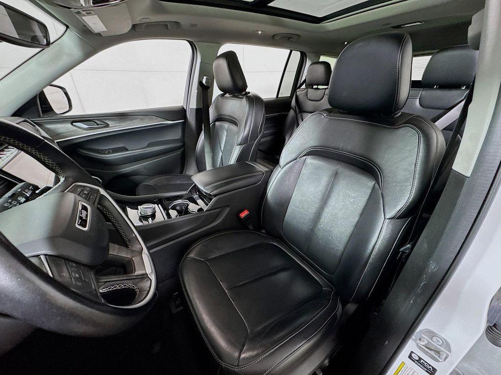 used 2022 Jeep Grand Cherokee L car, priced at $25,990