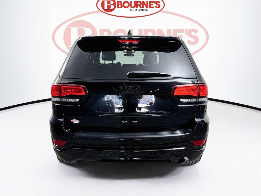 used 2021 Jeep Grand Cherokee car, priced at $21,574