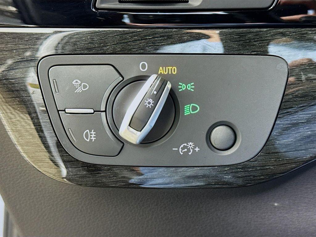 used 2019 Audi Q7 car, priced at $23,790