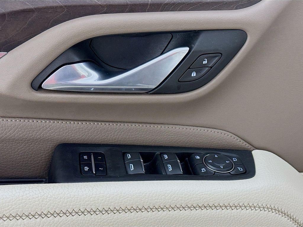 used 2022 GMC Yukon car, priced at $49,990