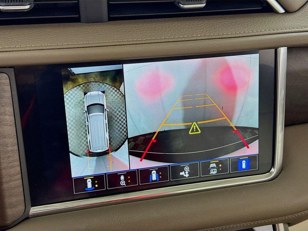 used 2022 GMC Yukon car, priced at $49,990