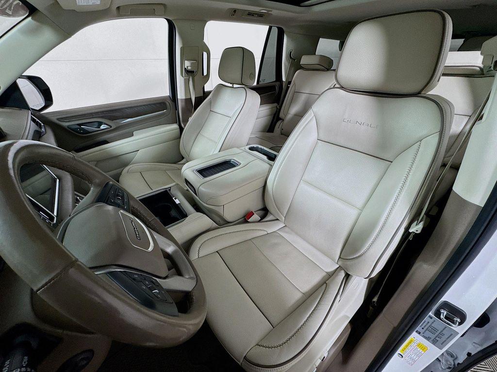 used 2022 GMC Yukon car, priced at $49,990