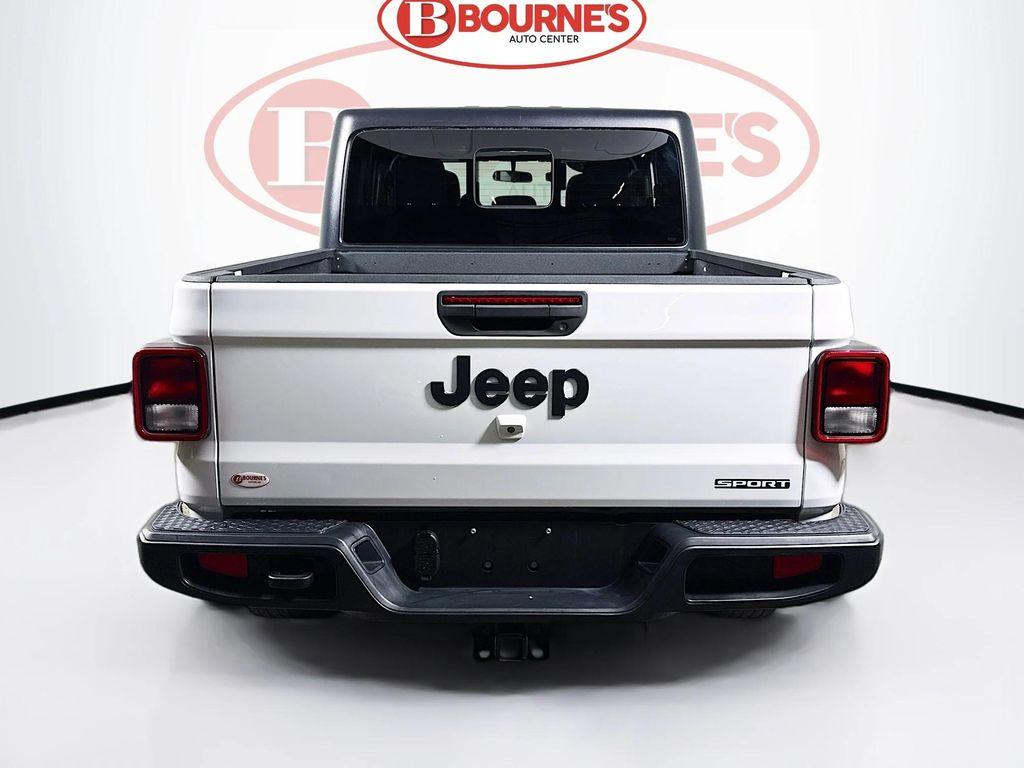 used 2021 Jeep Gladiator car, priced at $27,290