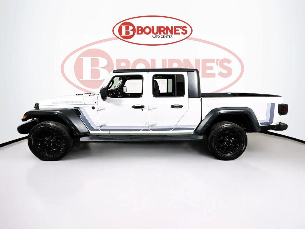 used 2021 Jeep Gladiator car, priced at $27,290