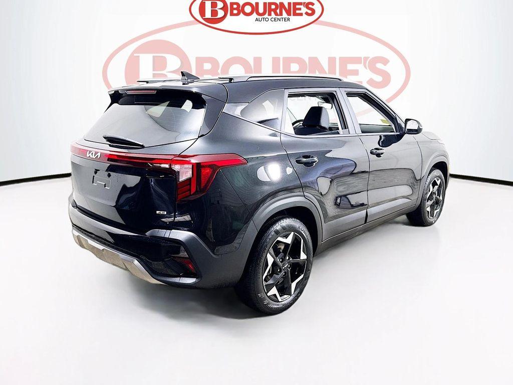 used 2025 Kia Seltos car, priced at $24,574