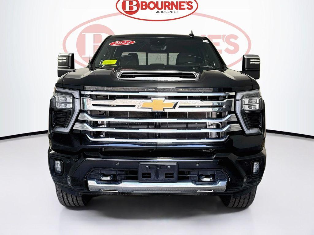 used 2024 Chevrolet Silverado 3500 car, priced at $65,990